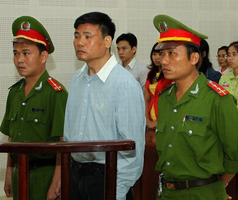 Government of Vietnam, Stop Imprisoning Bloggers and Netizens in Vietnam